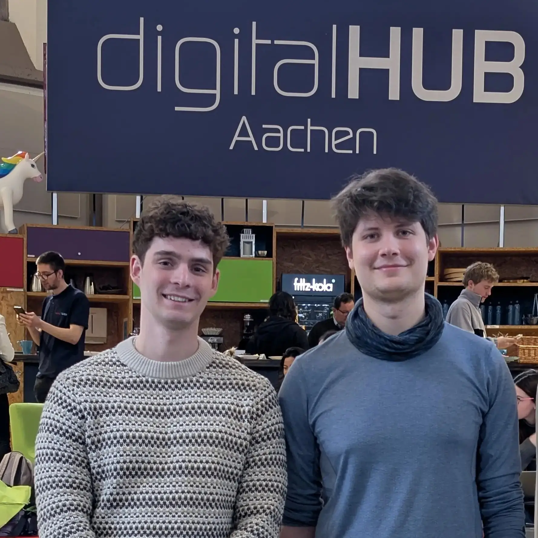 Simon & Vincent, Gründer von Mietzekater